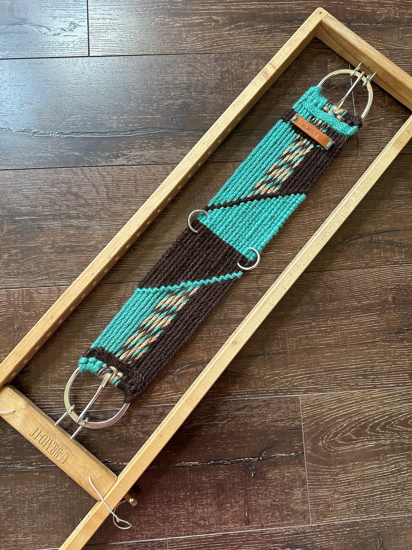 28" Straight Mohair Cinch