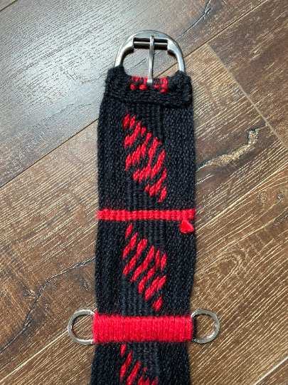 30" Straight Cinch - Red & Black